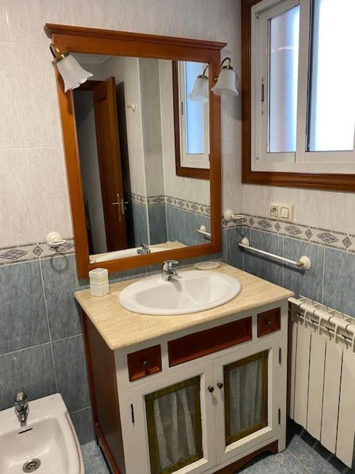 “Ledicia”, Piso En Alquiler Apartment Vigo Luaran gambar